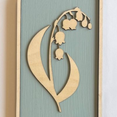 Koivuvanerinen kukkataulu kielo